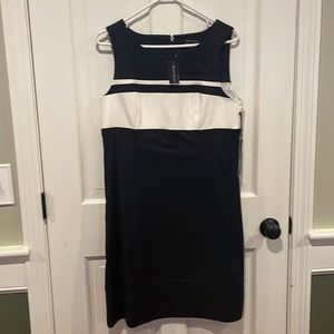 NWT White House Black Market black and white dress size 6